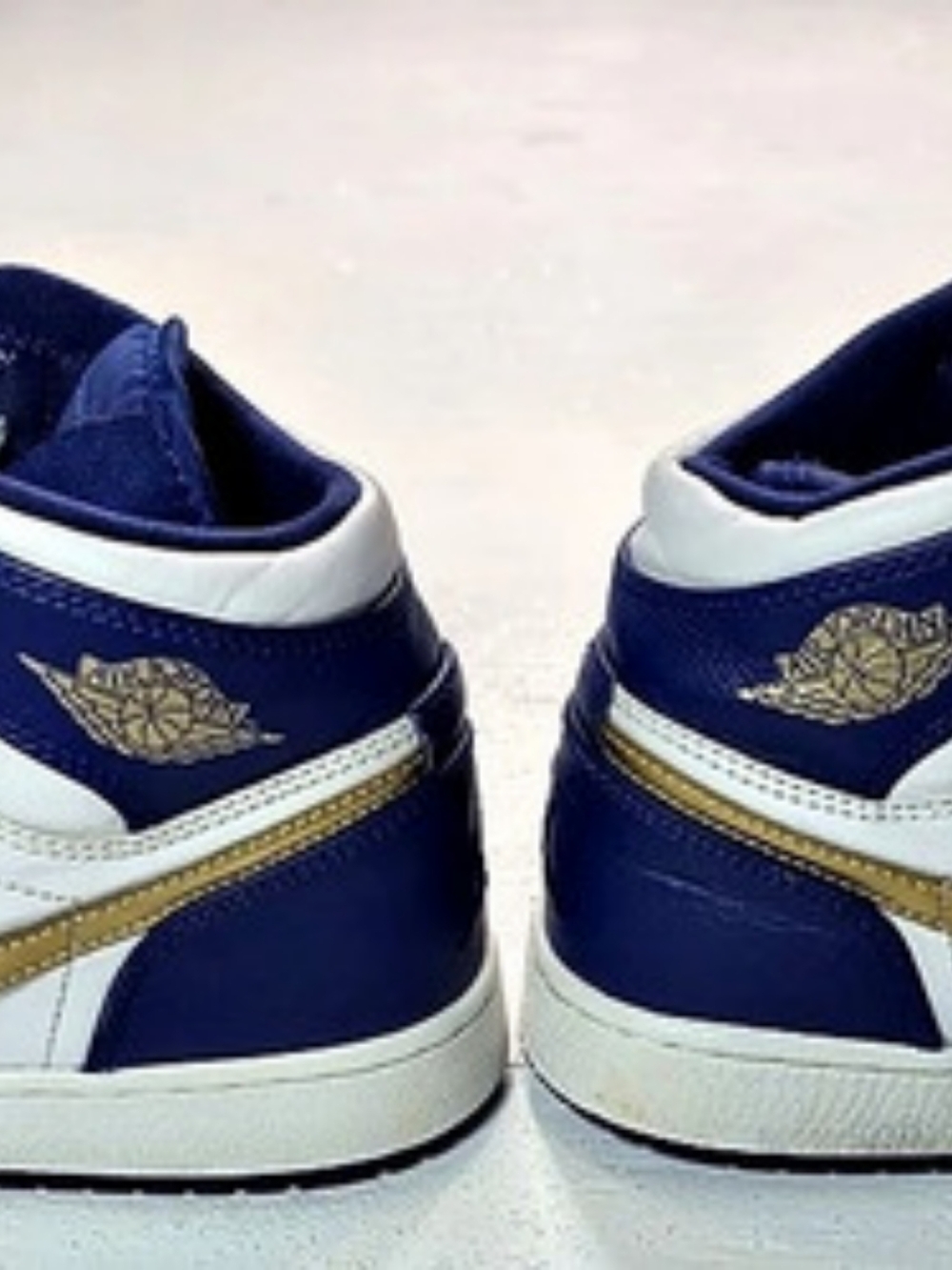 Jordan Air Jordan 1 Mid Blue & White Boys US 4Y